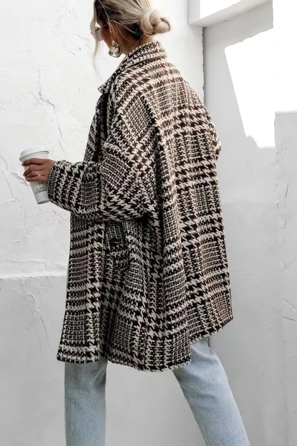 chouyatou Women Winter Houndstooth Wool Blend Coat Notch Lapel Loose Warm Mid Long Double Breasted Peacoat