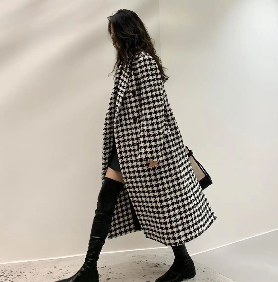 chouyatou Women's Houndstooth Wool Trench Coat Notch Lapel Maxi Long Overcoat Double Breasted Peacoat