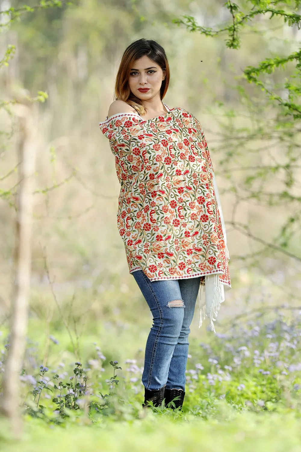 GREAT COMBINATION ON IVORY WHITE Colour Stole With Graceful Border Pattern Of Kashmiri Embroidery Makes It An Ideal Wear.