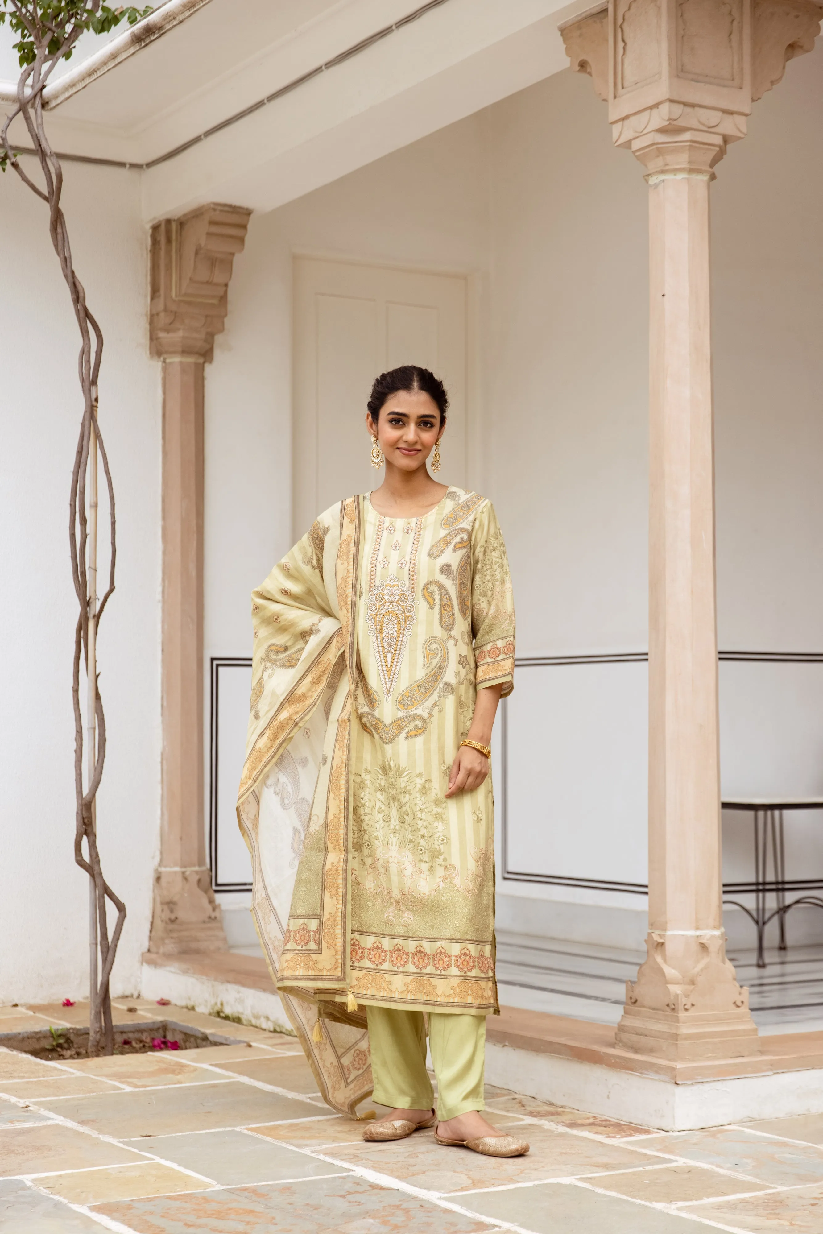 ISHIN Women green MODAL SHIMMER 3pcs kurta set