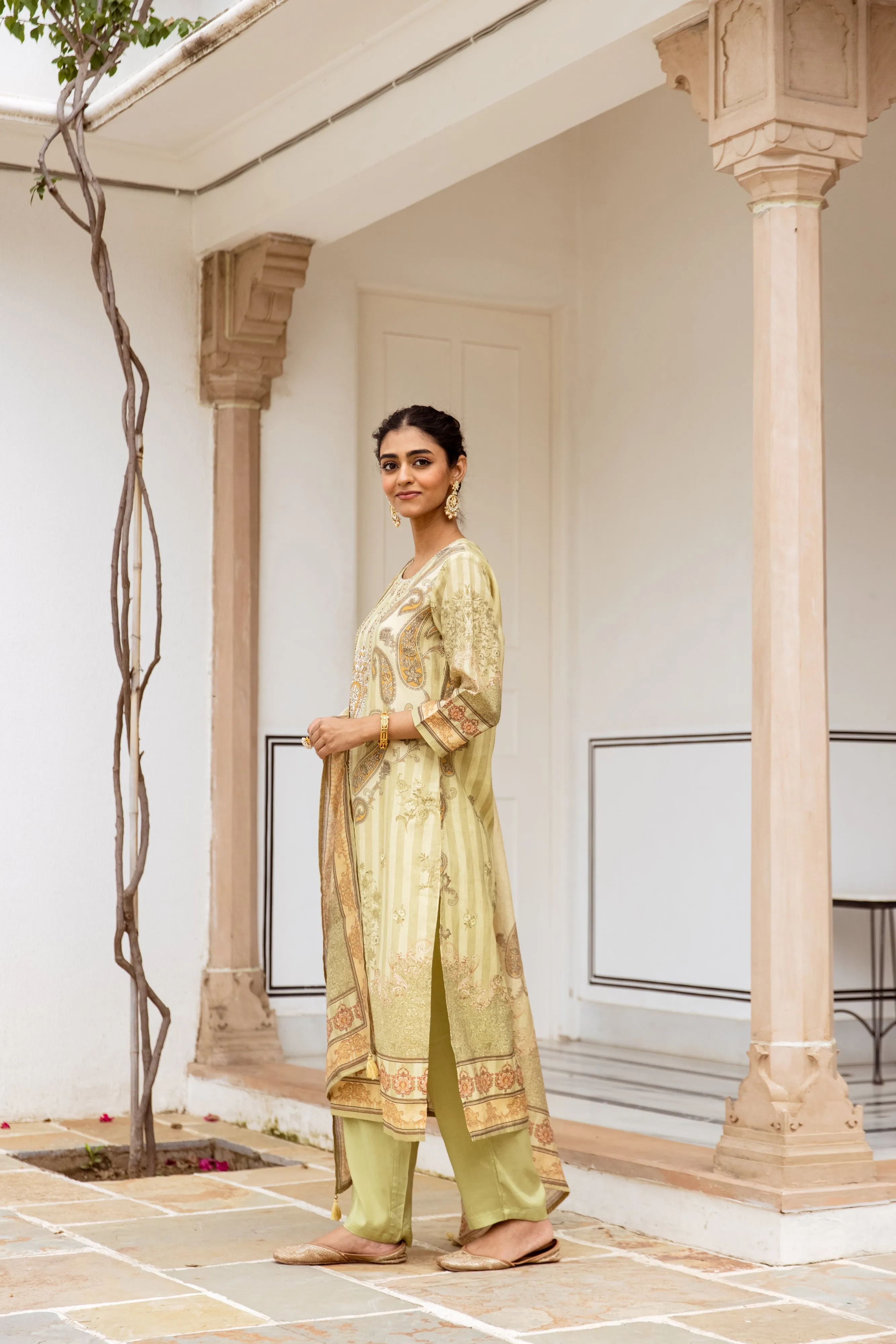 ISHIN Women green MODAL SHIMMER 3pcs kurta set
