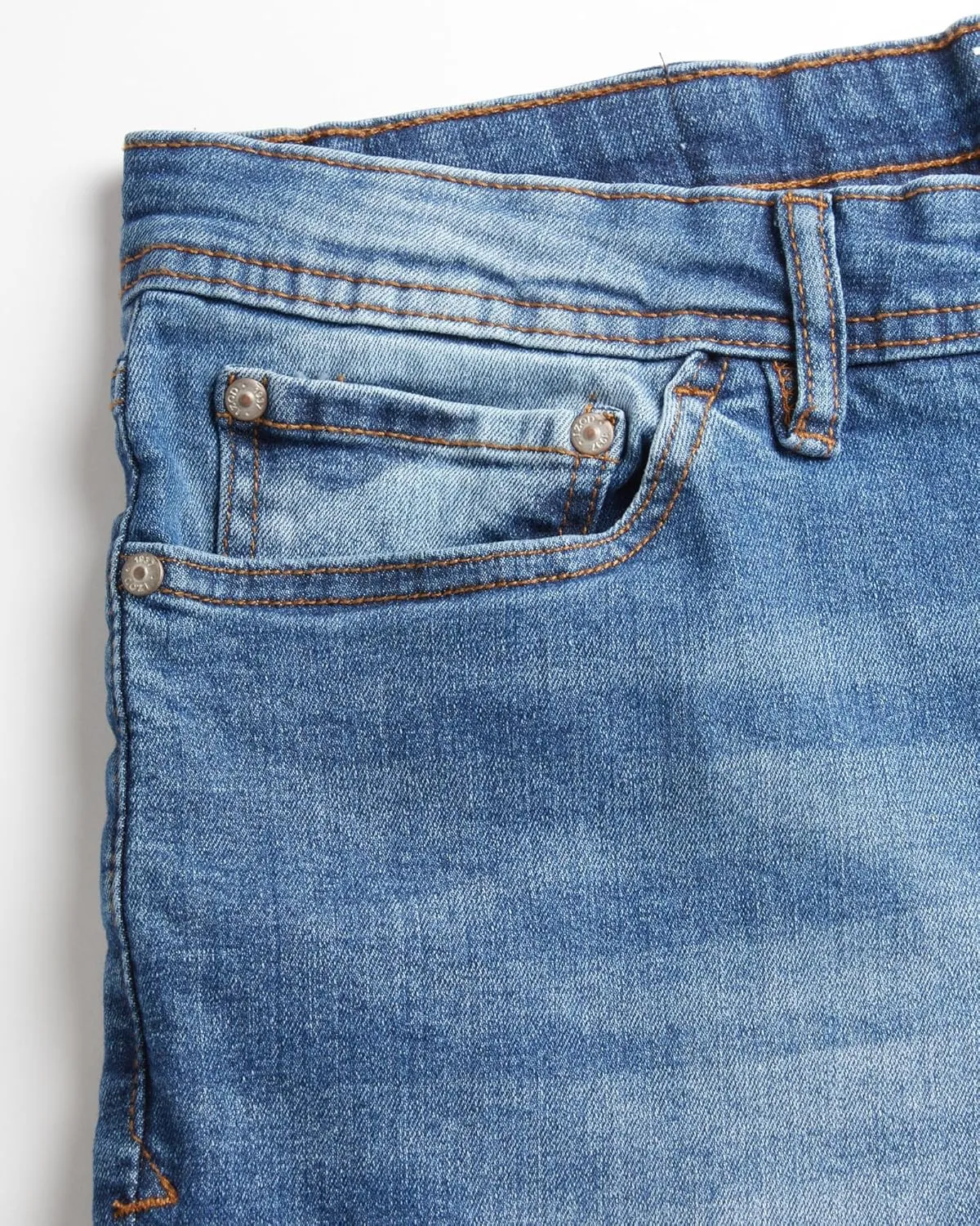 IZOD Men's Straight Leg Jeans - Comfortable Stretch Casual Pull On Denim Jeans for Men - Lightweight Men's Fashion Pants