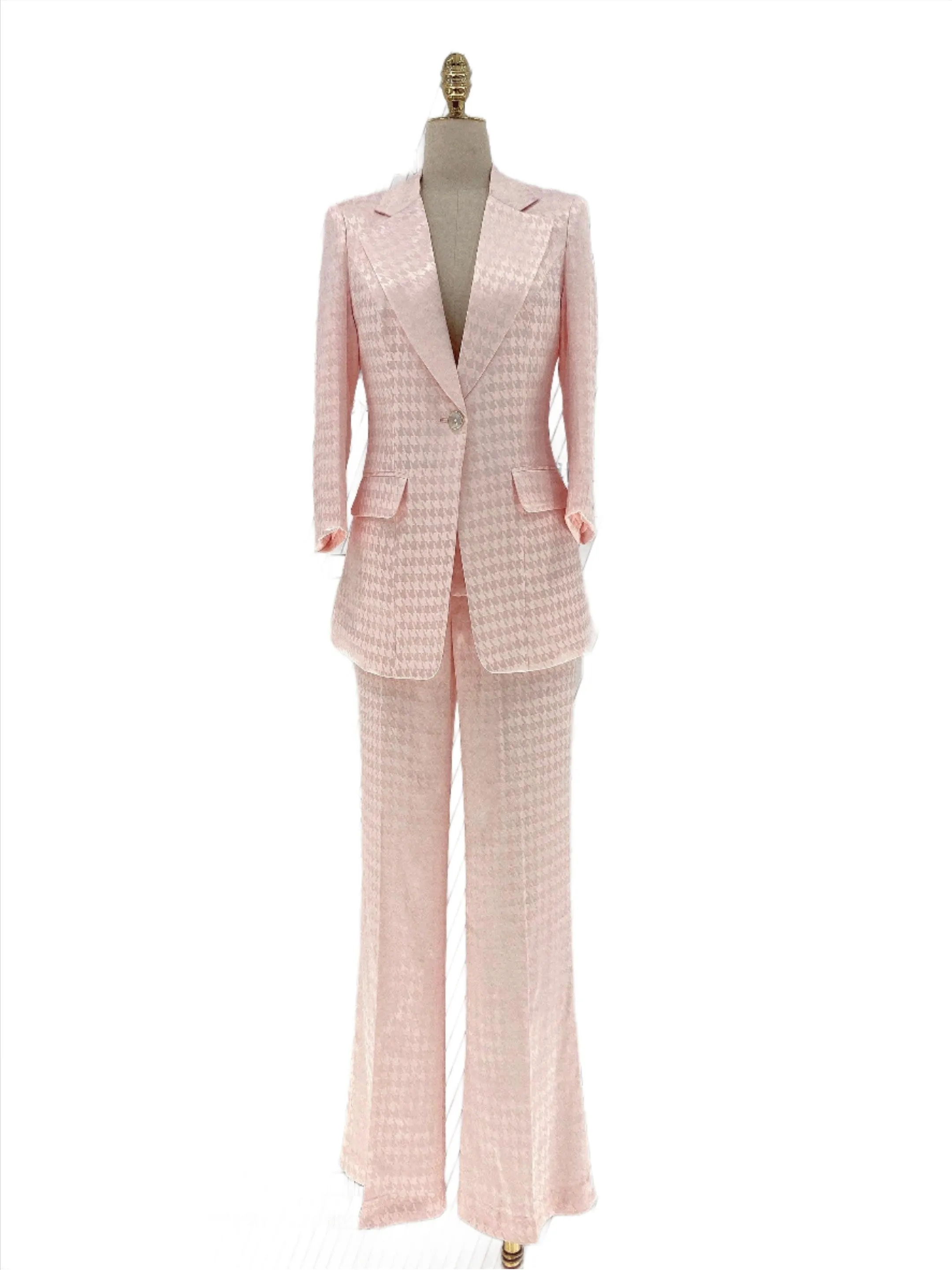 Pink Plaid Pant Suit - Thin Fabric - Elegant Feel