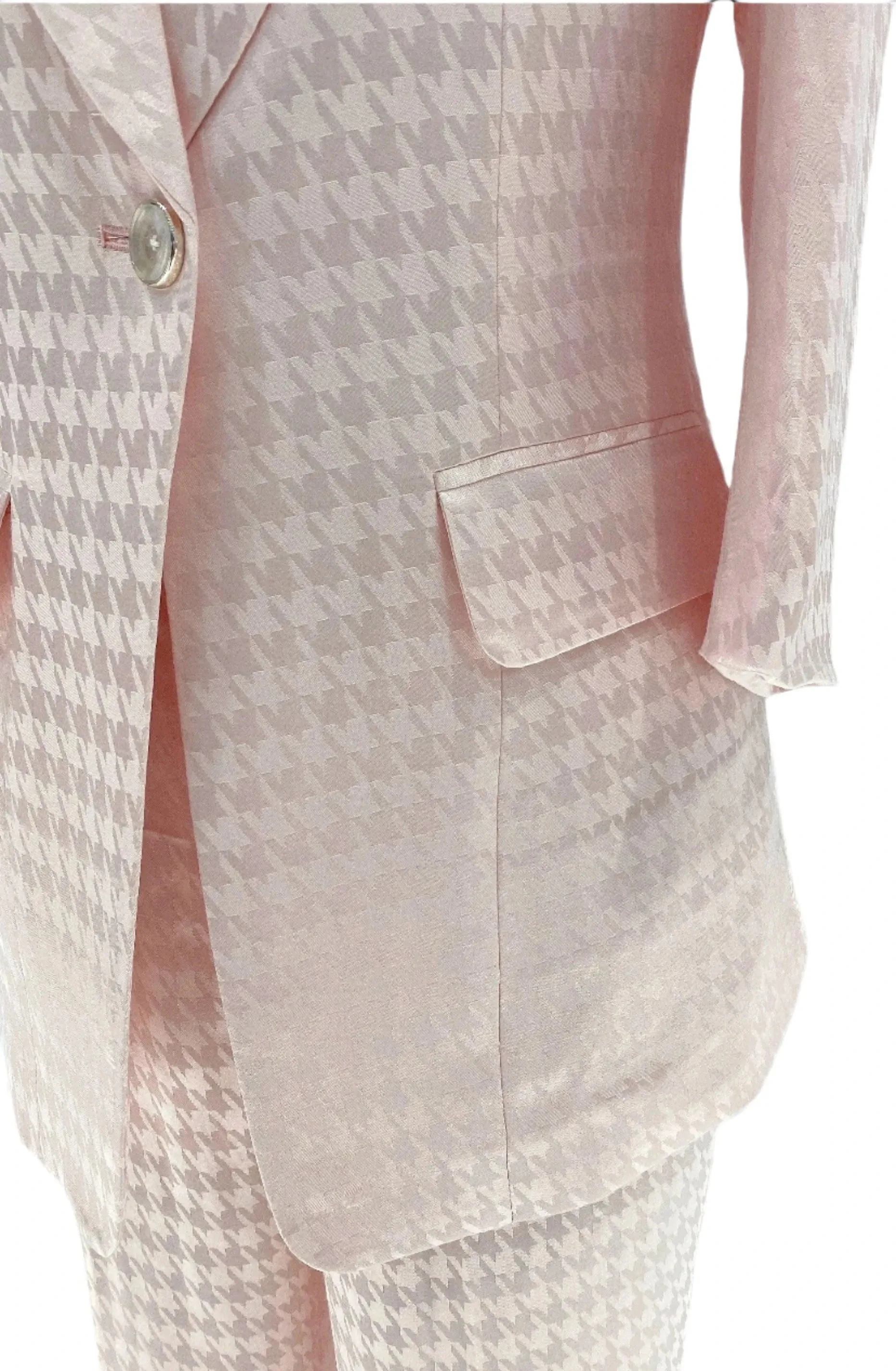 Pink Plaid Pant Suit - Thin Fabric - Elegant Feel