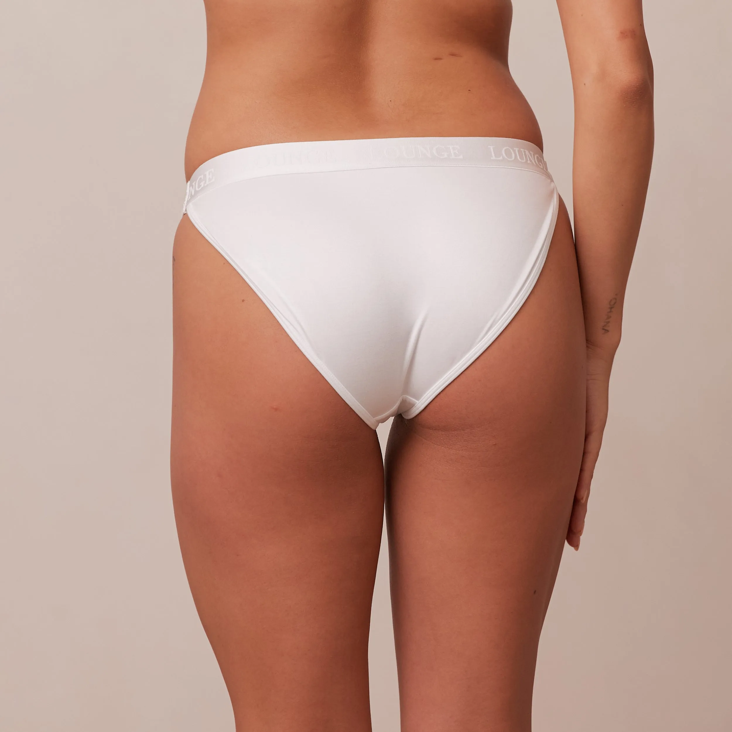 Sleek Mindful Briefs - White