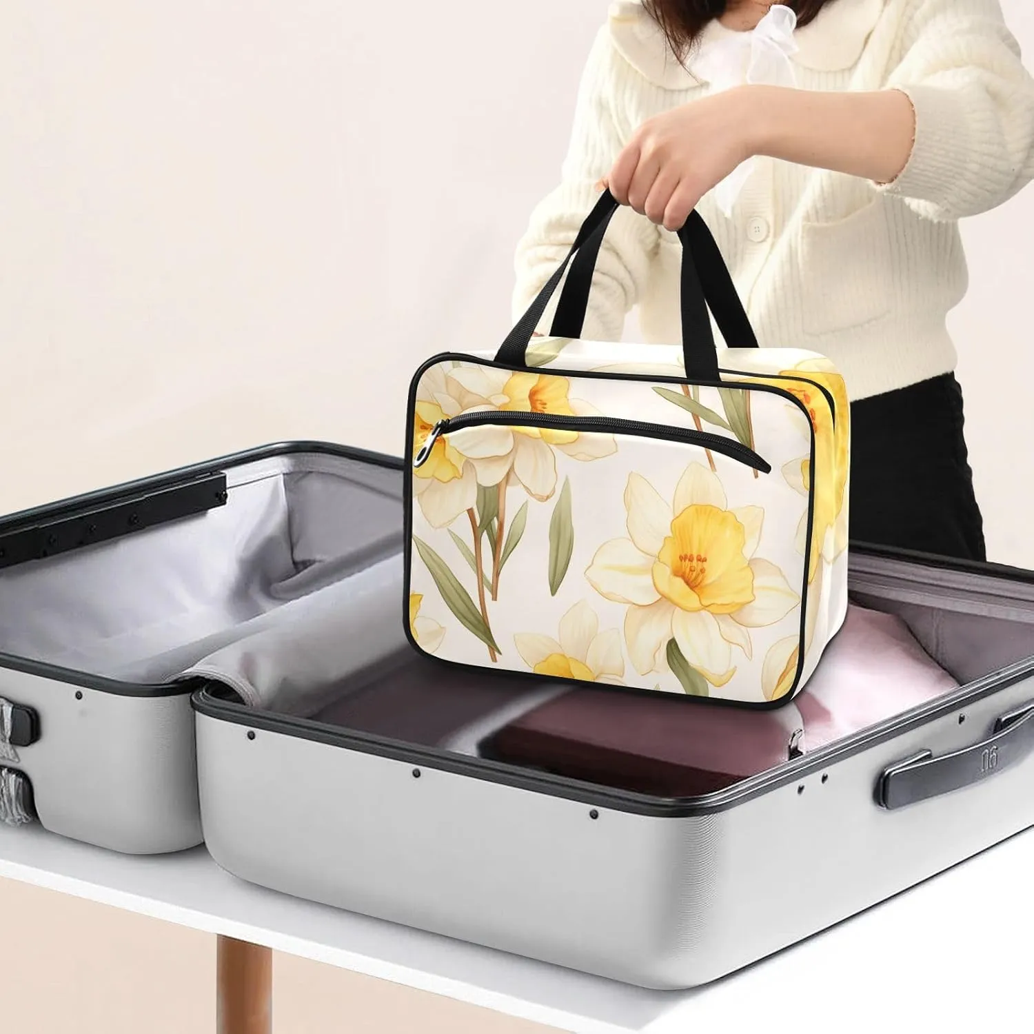 Toiletry Bag Beautiful Yellow Flower Hanging Makeup Organizer Water Resistant Cosmetic Bag