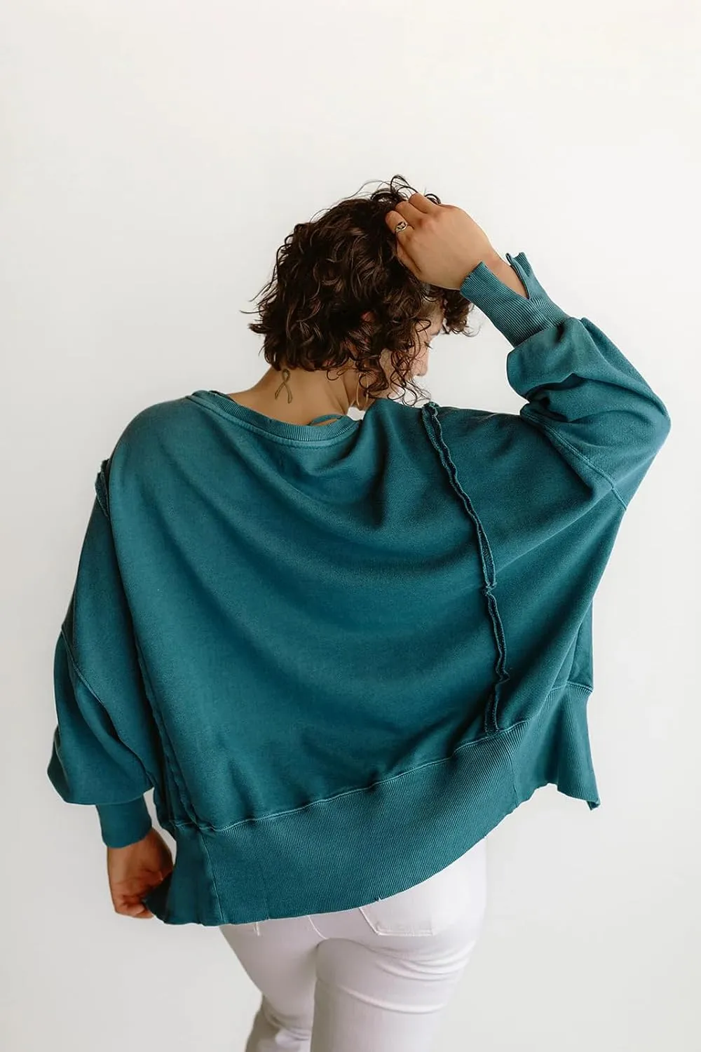 utcoco Oversized Sweatshirt for Women Letter Graphic Crew Neck Long Sleeve Shirts Fashion Hoodies Tops