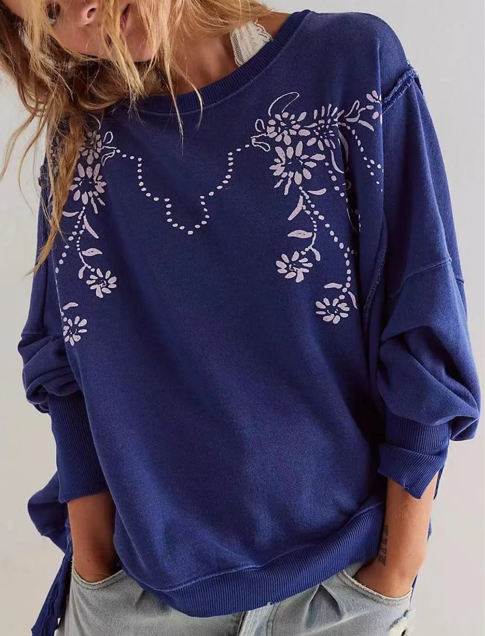 utcoco Oversized Sweatshirt for Women Letter Graphic Crew Neck Long Sleeve Shirts Fashion Hoodies Tops