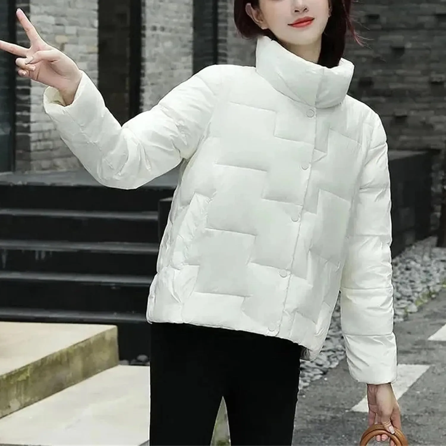 Winter Cotton-Padded Coat Women Short Parkas Stand Collar Coat Ligh Loose Ms Warm Cotton-Padded Jacket Female