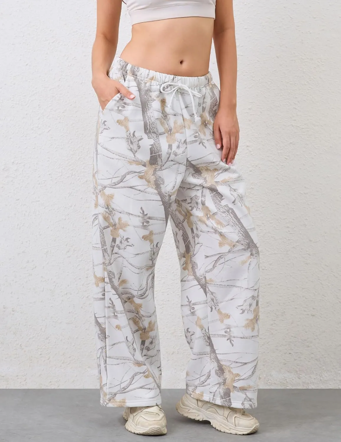 Women Wide Leg Camo Sweatpants High Waisted Drawstring Baggy Jogger Fleece Loose Sweat Pants with Pockets