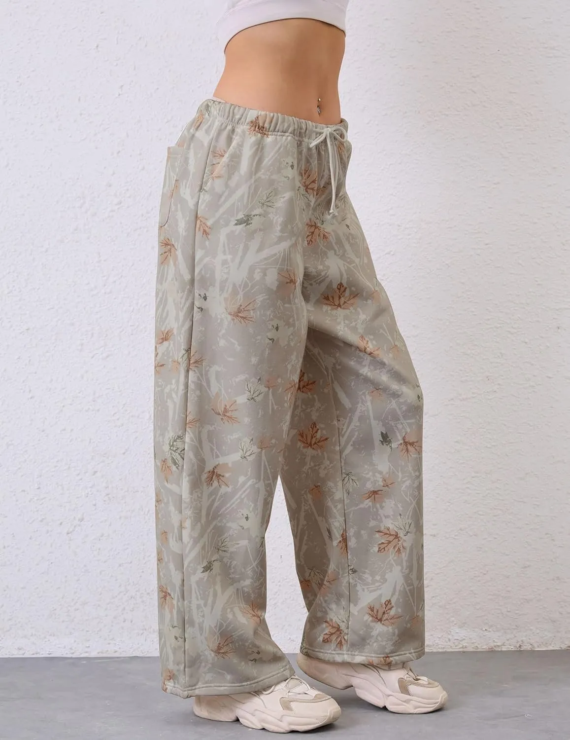 Women Wide Leg Camo Sweatpants High Waisted Drawstring Baggy Jogger Fleece Loose Sweat Pants with Pockets