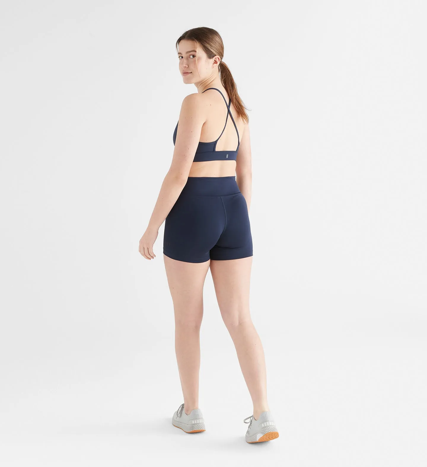 Women's High-Rise Sleek Short 4"